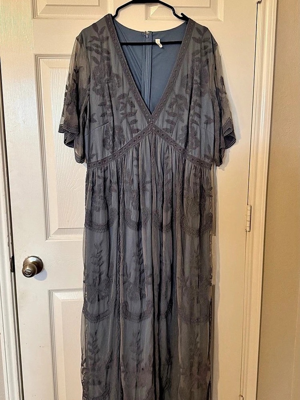 PinkBlush Floral Maxi Maternity Dress in Gray Like New